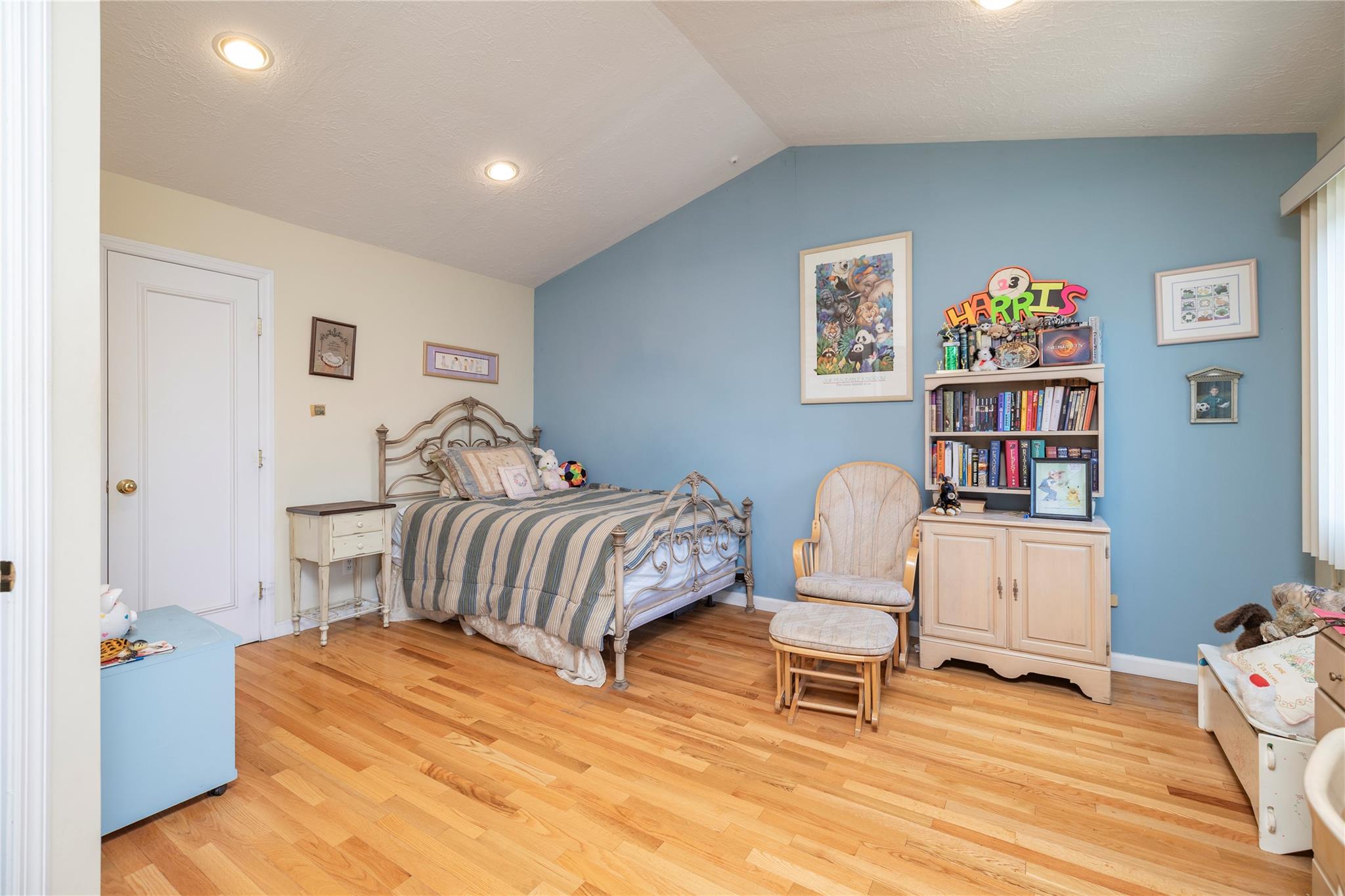 #20 photo, 15 Cail Drive, East Rockaway , NY 11518