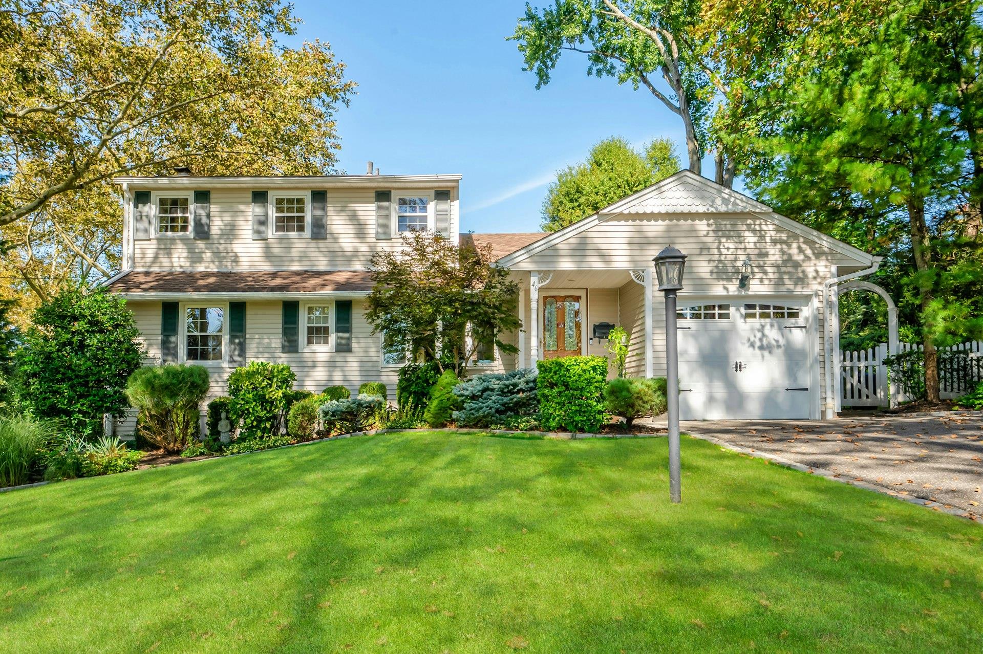 #1 photo, 46 Garfield Avenue, Glen Head , NY 11545