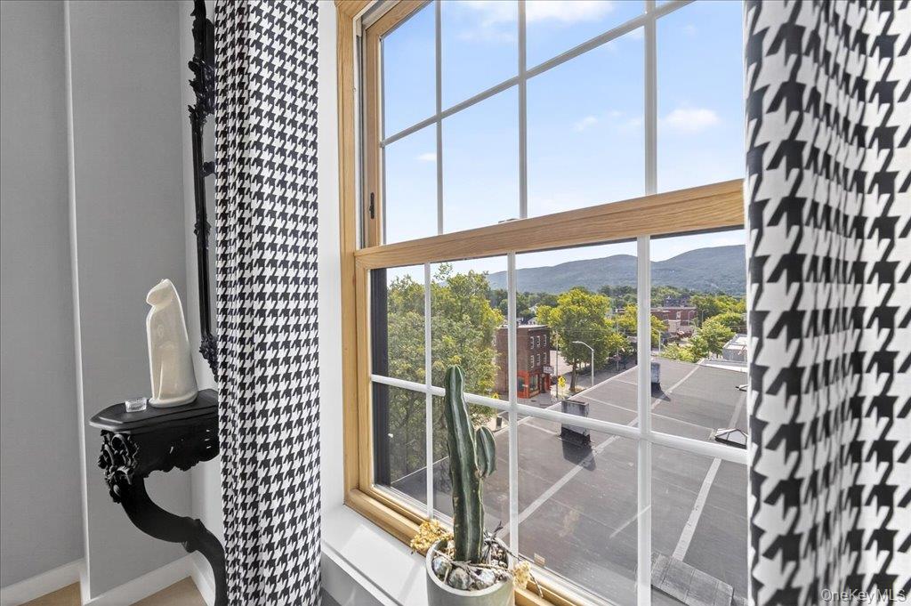 #14 photo, 249 Main Street, Beacon , NY 12508