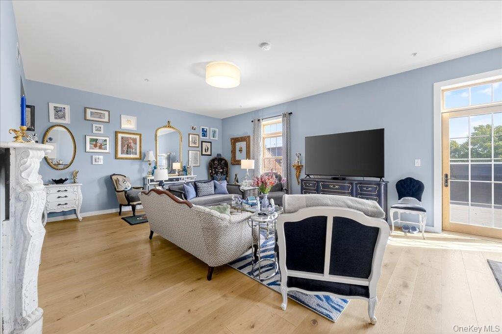 #6 photo, 249 Main Street, Beacon , NY 12508