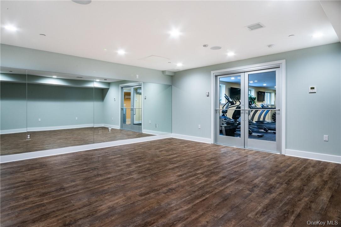 #19 photo, 40 Jackson Avenue, Eastchester , NY 10709