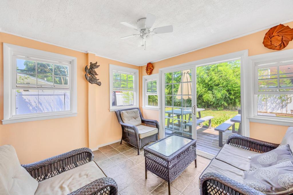 #13 photo, 336 Princeton Street, ナッソー郡 Westbury , NY 11590