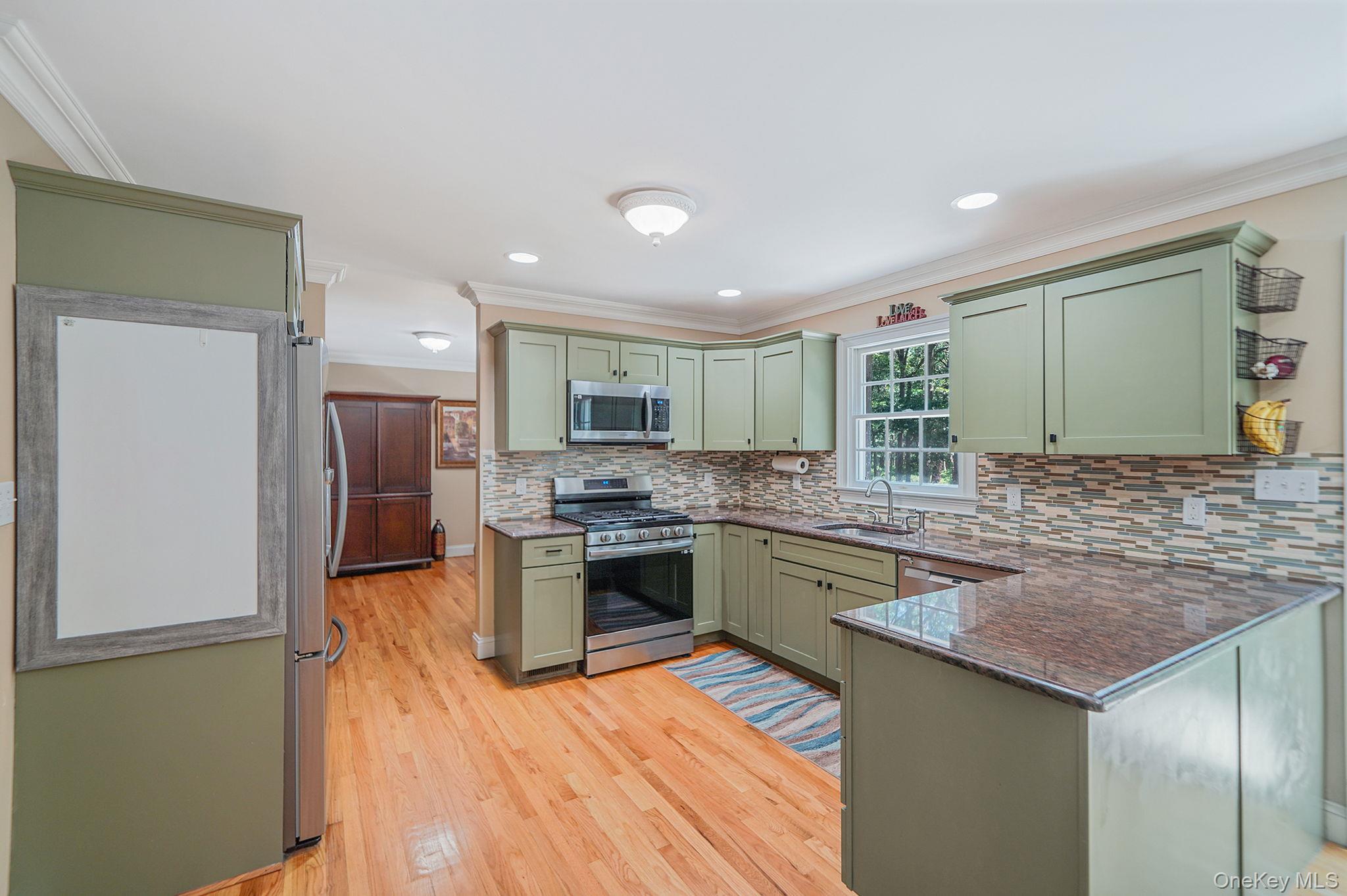 #12 photo, 1430 Wading River Manor Road, Wading River , NY 11792