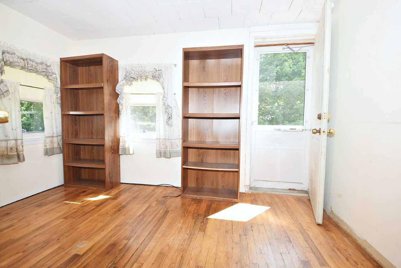 #11 photo, 169 N 25th Street, Wheatley Heights , NY 11798