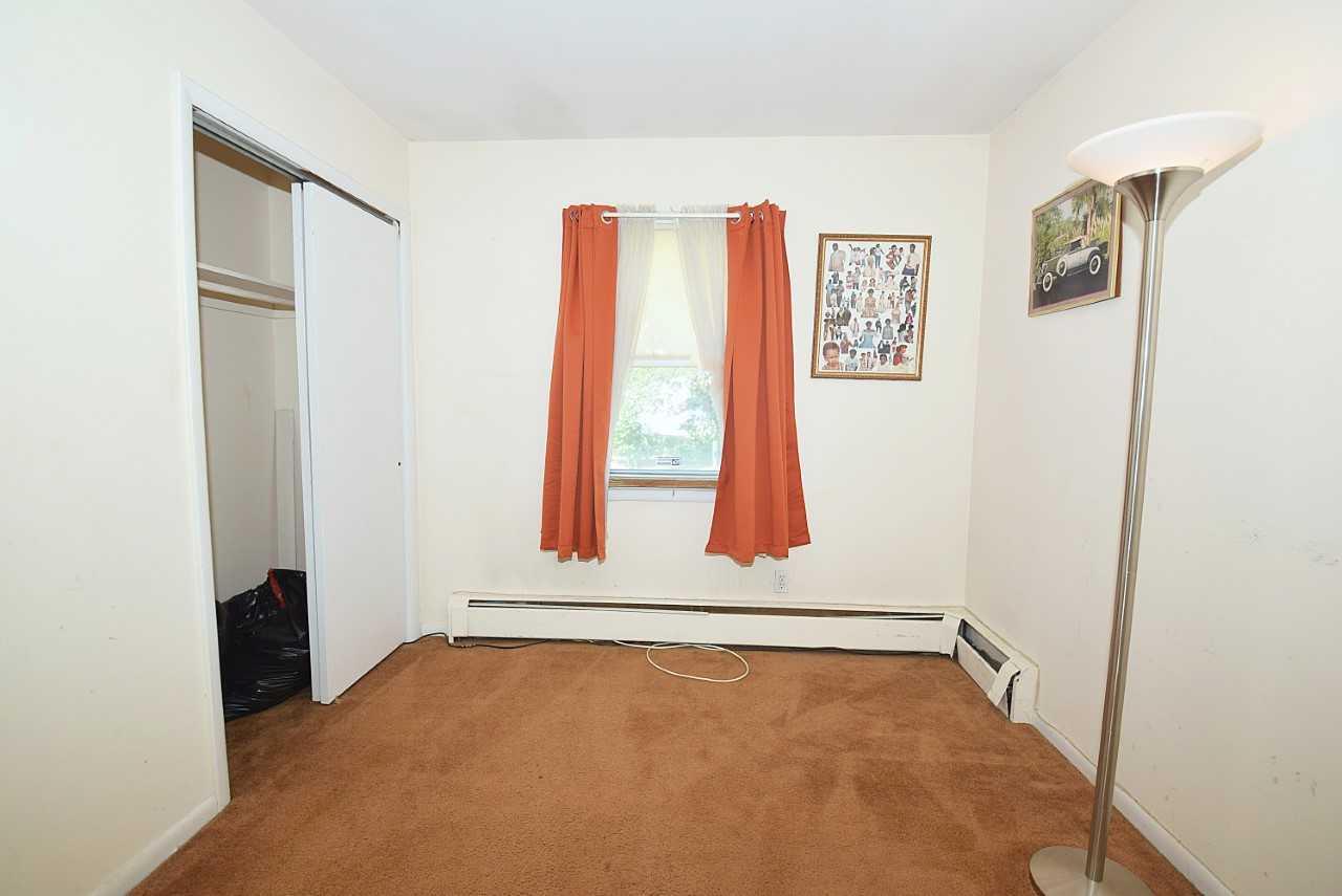 #15 photo, 169 N 25th Street, Wheatley Heights , NY 11798