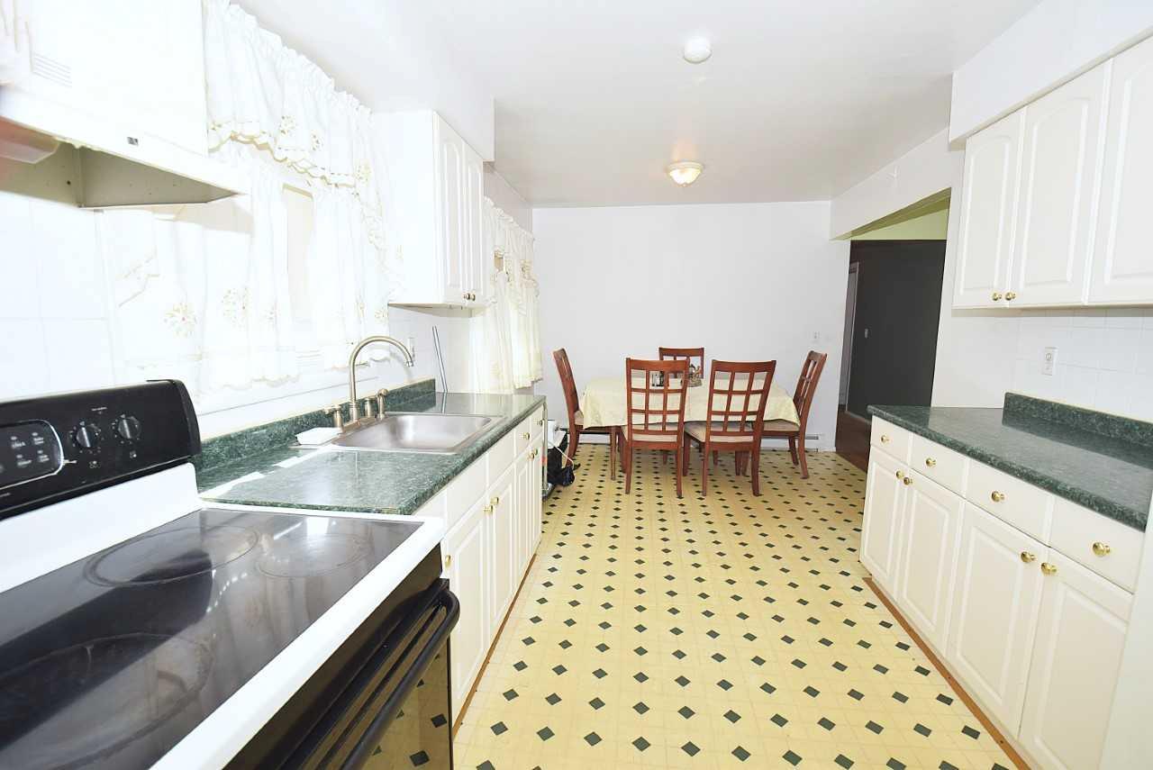 #9 photo, 169 N 25th Street, Wheatley Heights , NY 11798