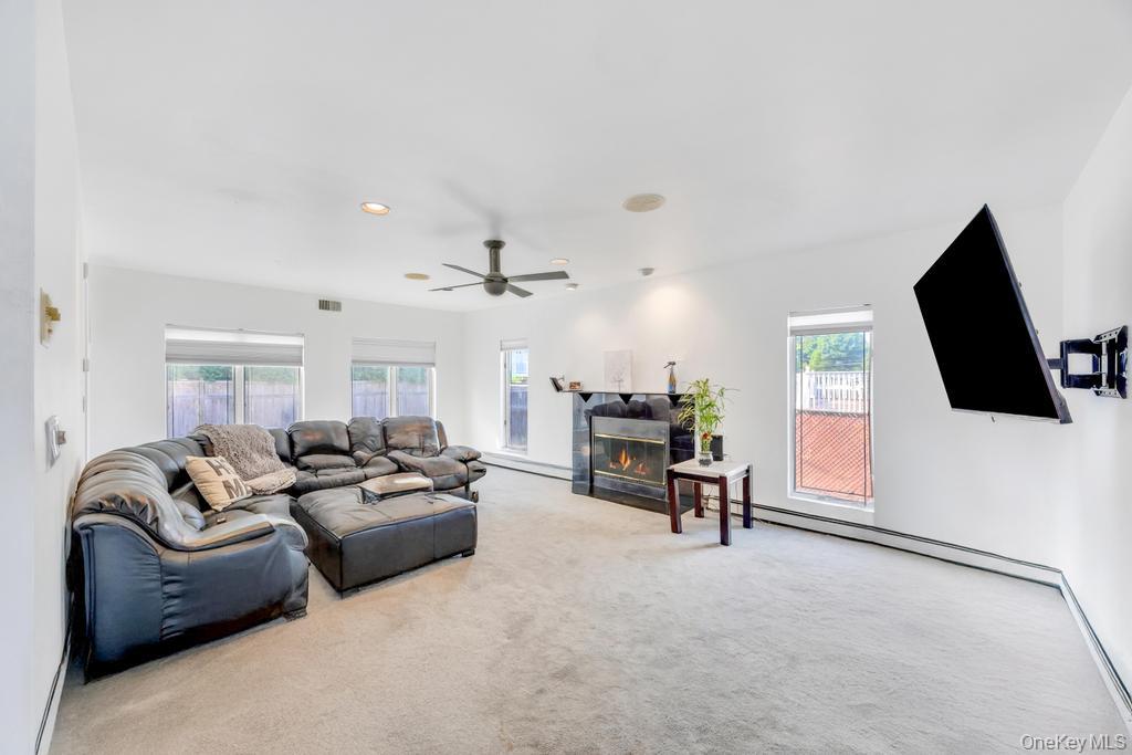 #10 photo, 34 Gloria Place, Plainview , NY 11803