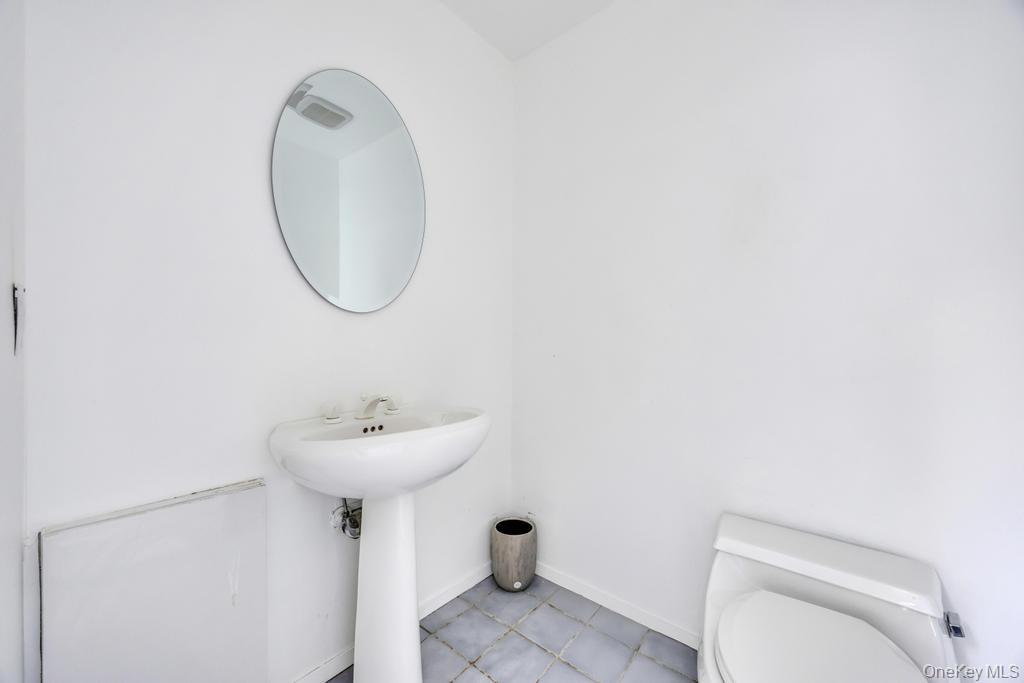 #15 photo, 34 Gloria Place, Plainview , NY 11803