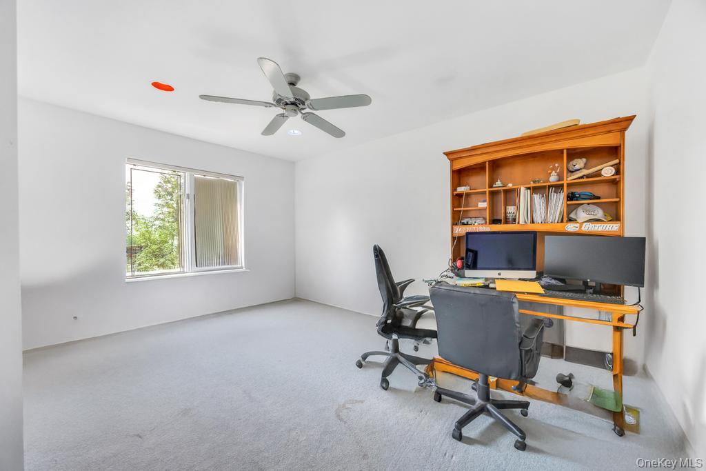 #18 photo, 34 Gloria Place, Plainview , NY 11803