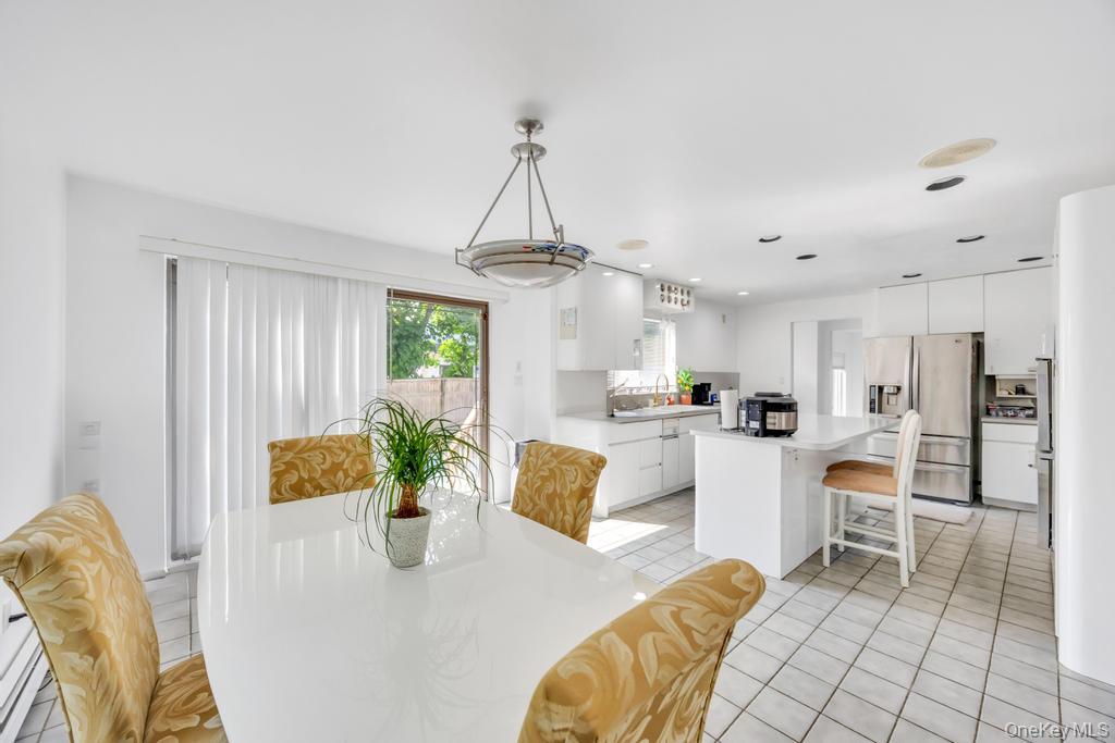 #5 photo, 34 Gloria Place, Plainview , NY 11803