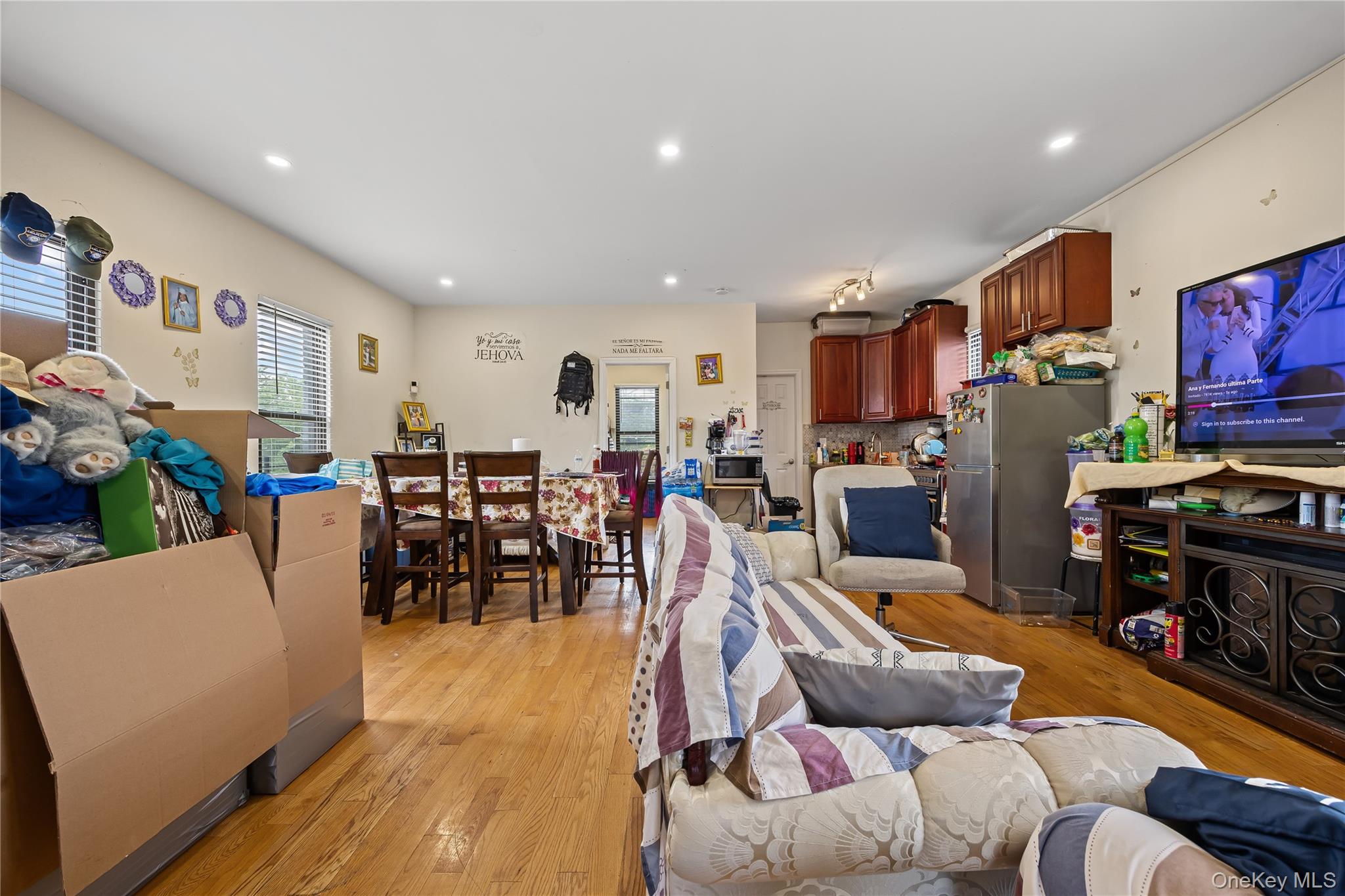 #16 photo, 2211 De Reimer Avenue, ブロンクス区 Bronx , NY 10475