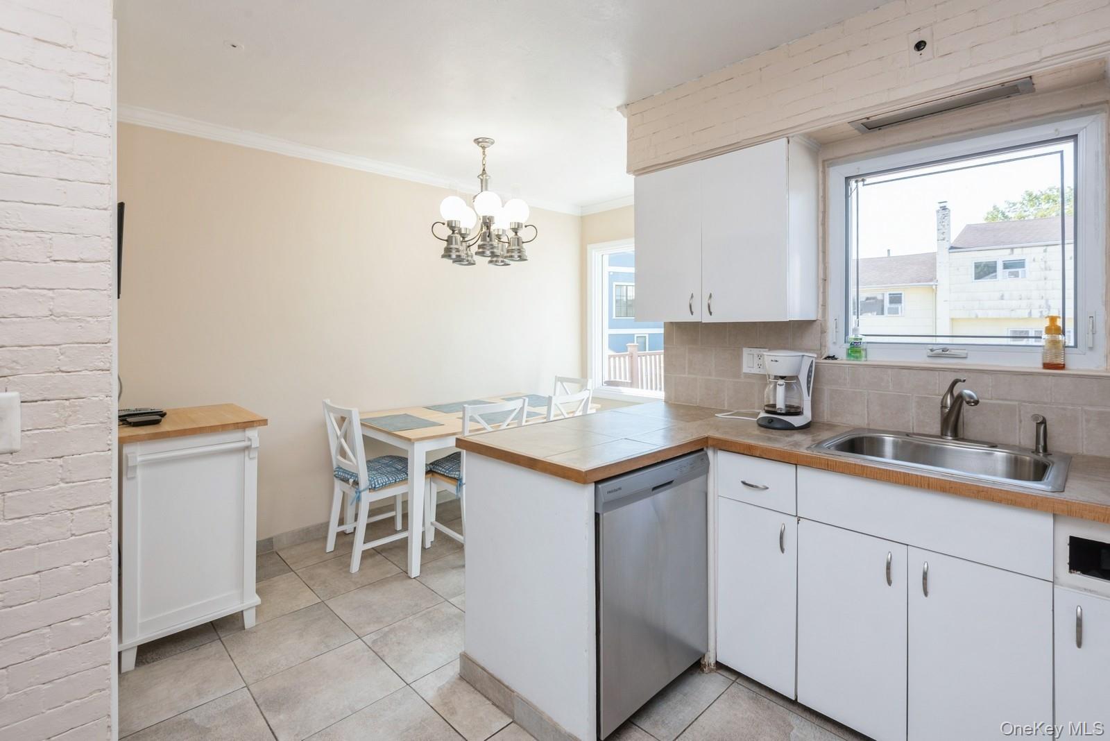 #11 photo, 511 Redwood Drive, Cedarhurst , NY 11516