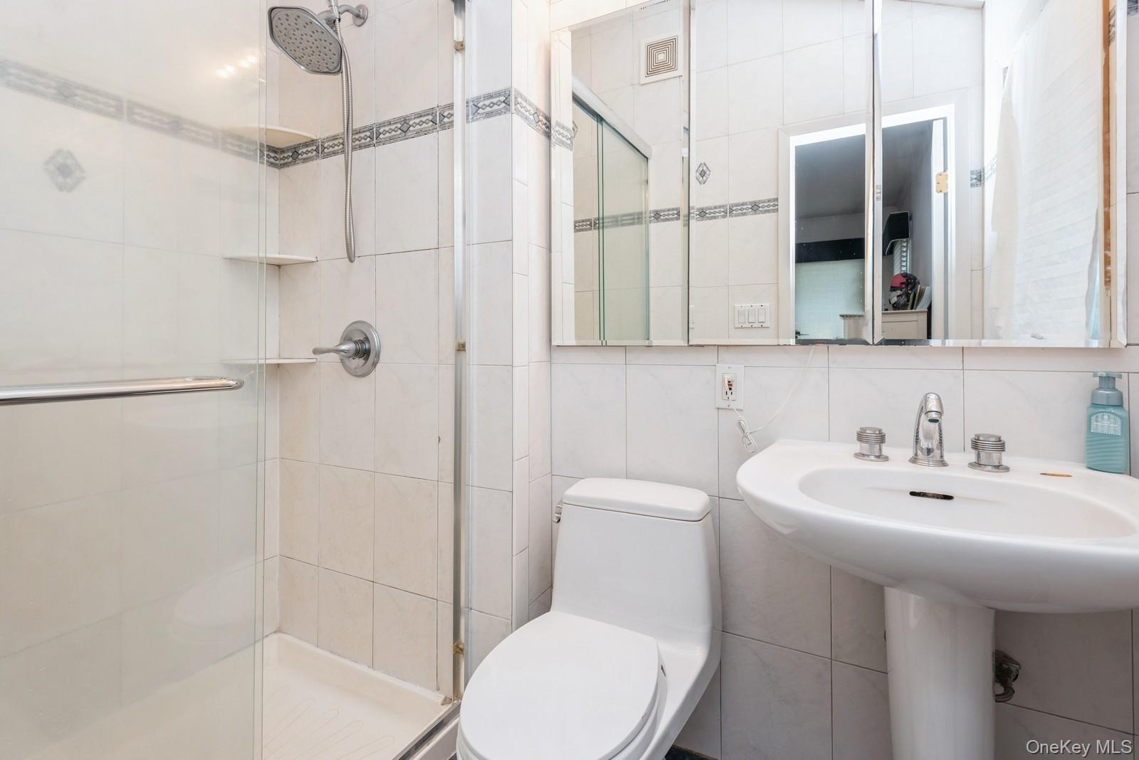 #16 photo, 511 Redwood Drive, Cedarhurst , NY 11516