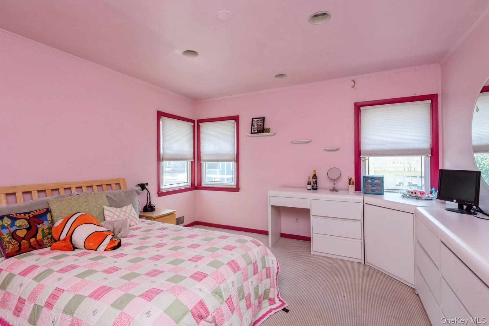 #20 photo, 511 Redwood Drive, Cedarhurst , NY 11516