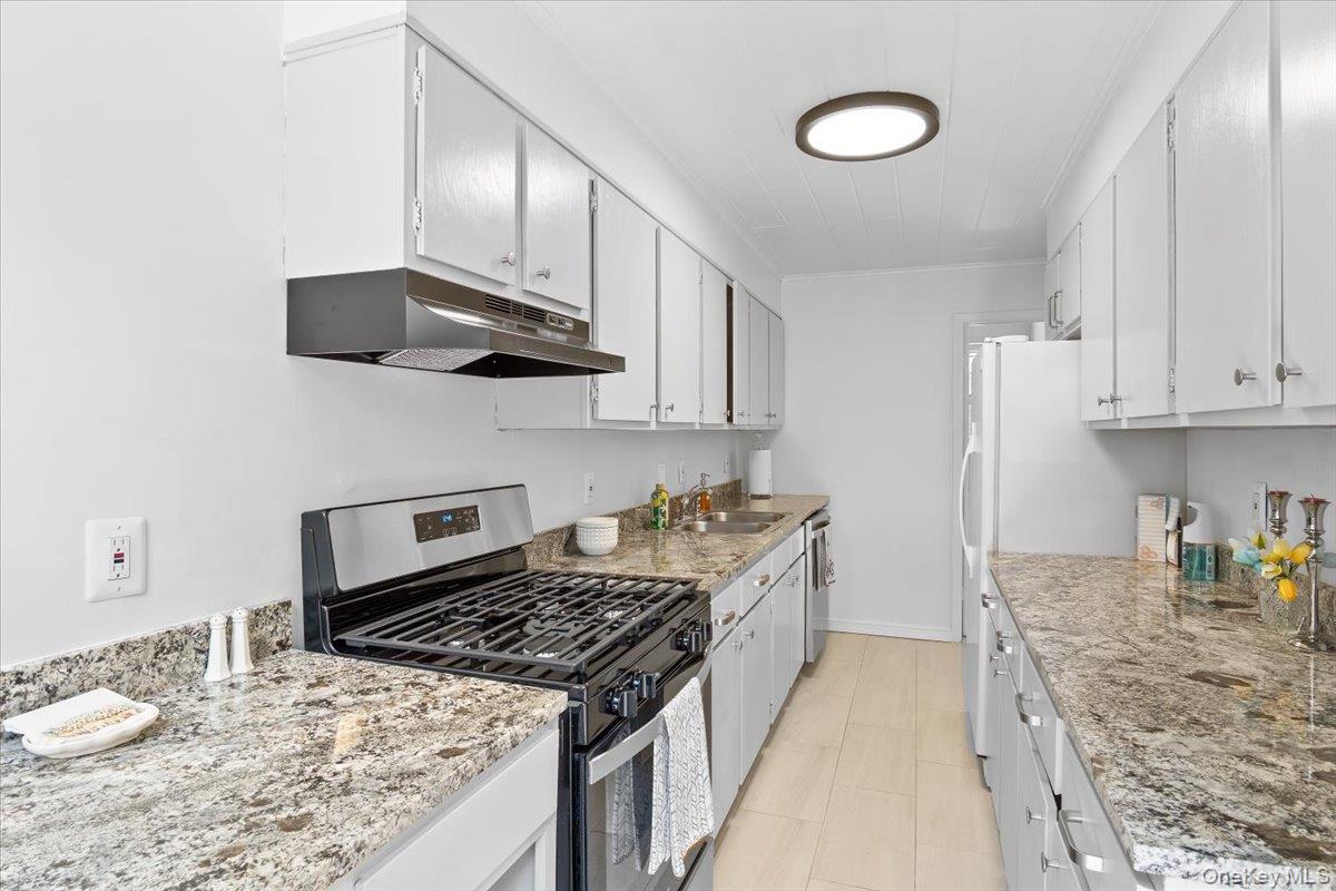 #12 photo, 13 Potters Court, ナッソー郡 Great Neck , NY 11024