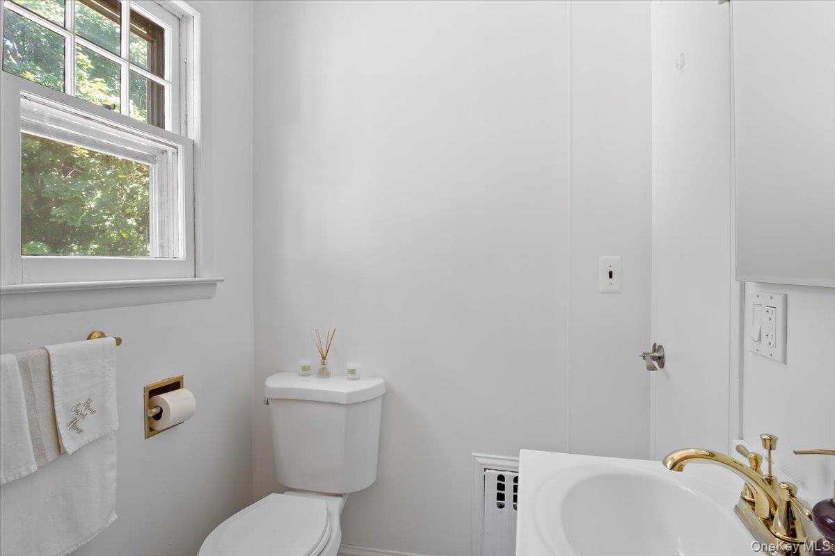 #15 photo, 13 Potters Court, ナッソー郡 Great Neck , NY 11024