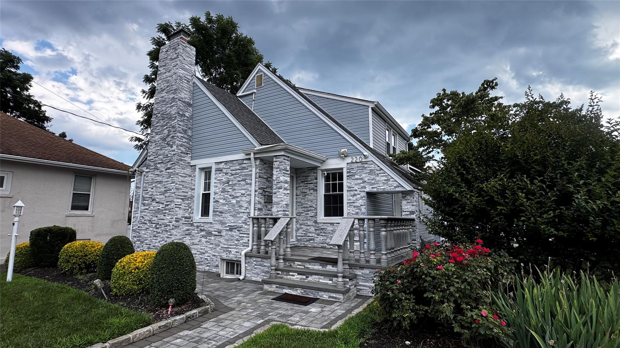 #1 photo, 220 Grand Avenue, ナッソー郡 Freeport , NY 11520