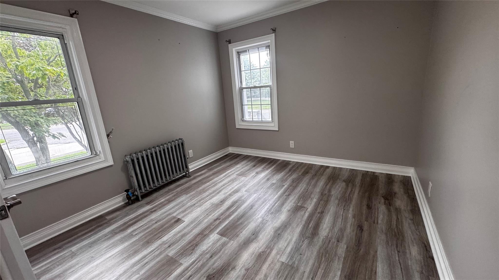 #11 photo, 220 Grand Avenue, ナッソー郡 Freeport , NY 11520