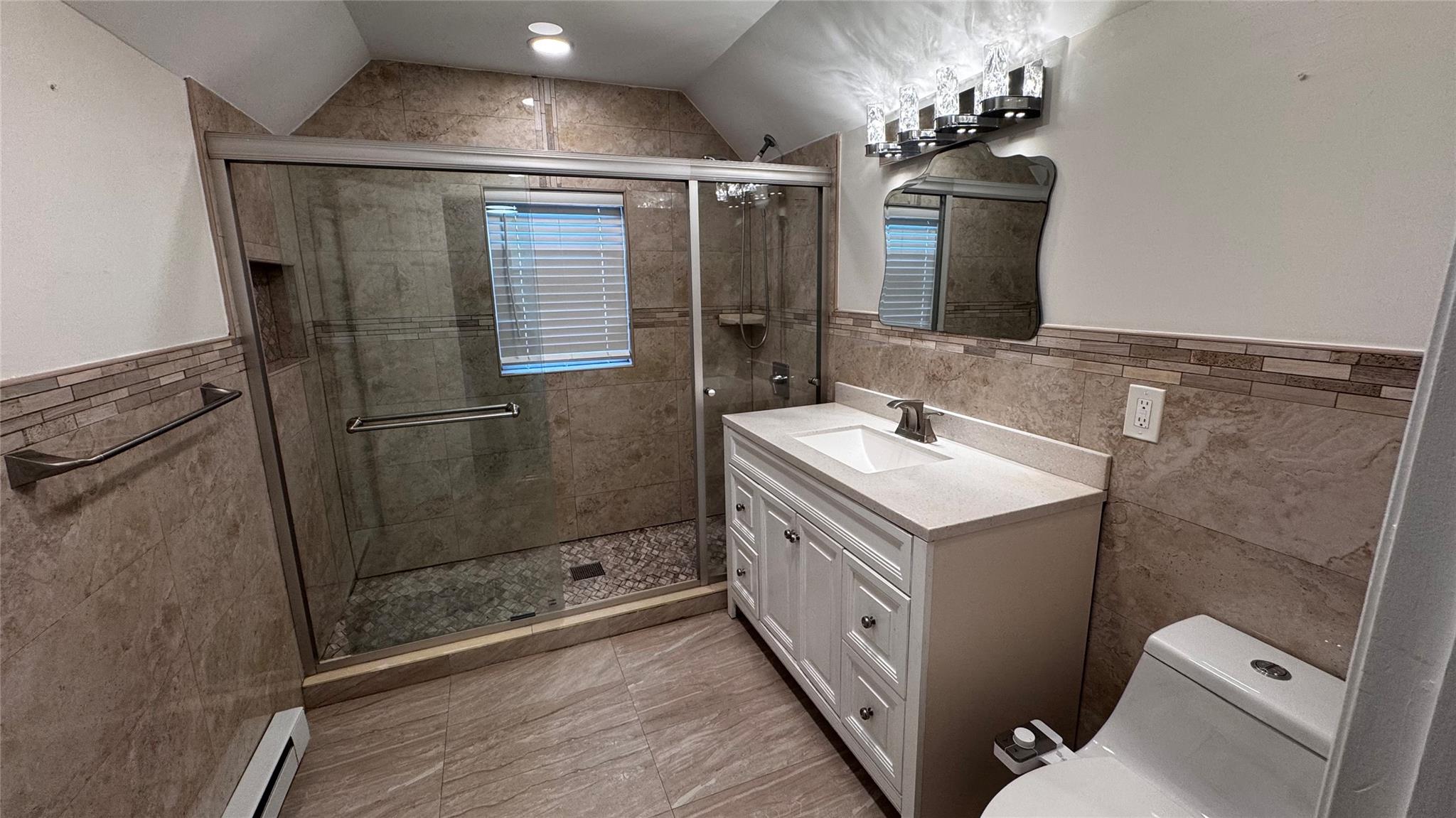 #14 photo, 220 Grand Avenue, ナッソー郡 Freeport , NY 11520