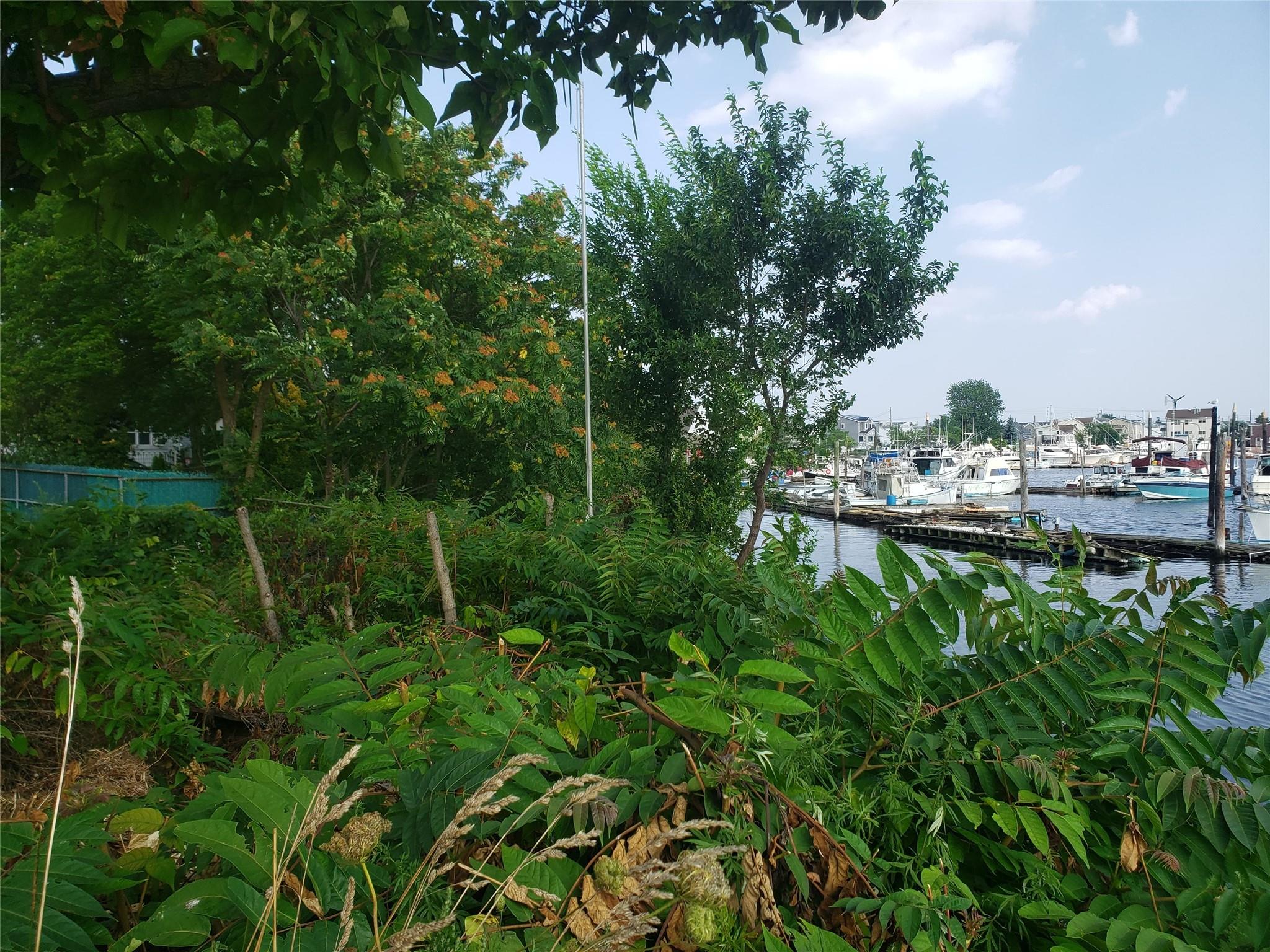 #5 photo, 108 Garland Court, ブルックリン区 Brooklyn , NY 