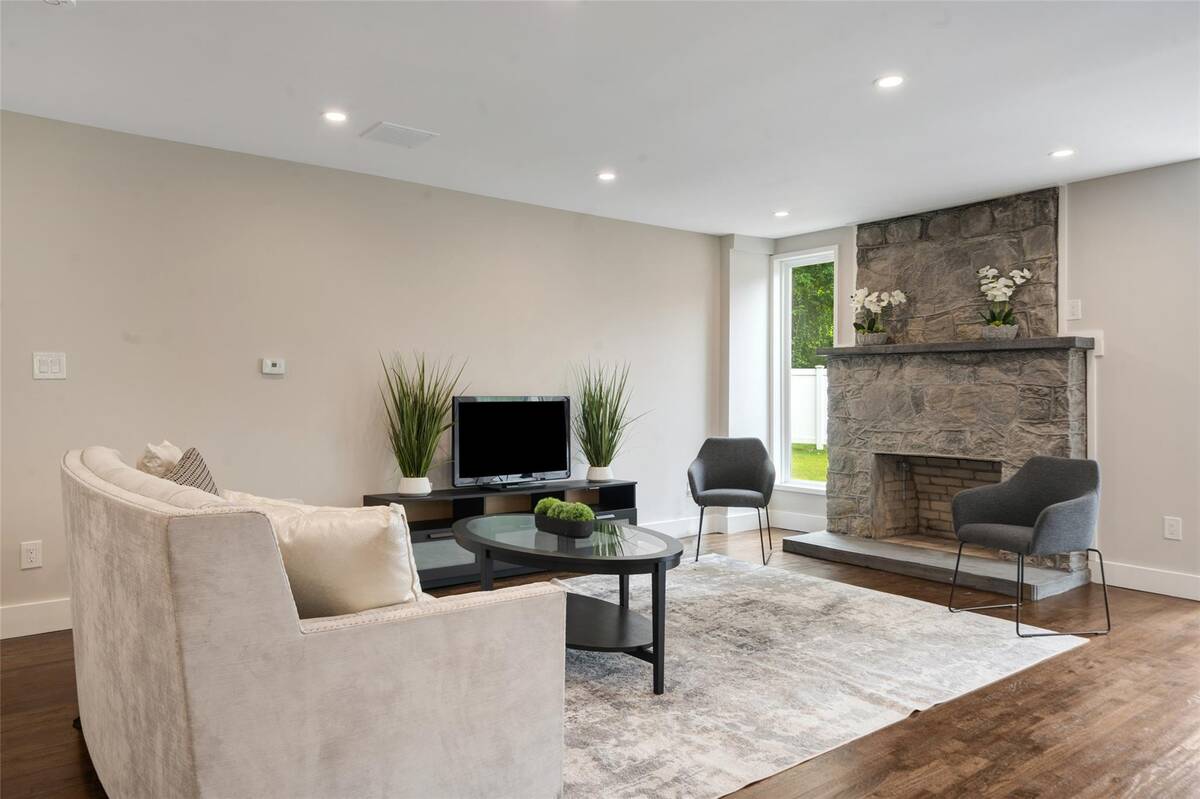 #1 photo, 390 E Main Street, Centerport , NY 11721