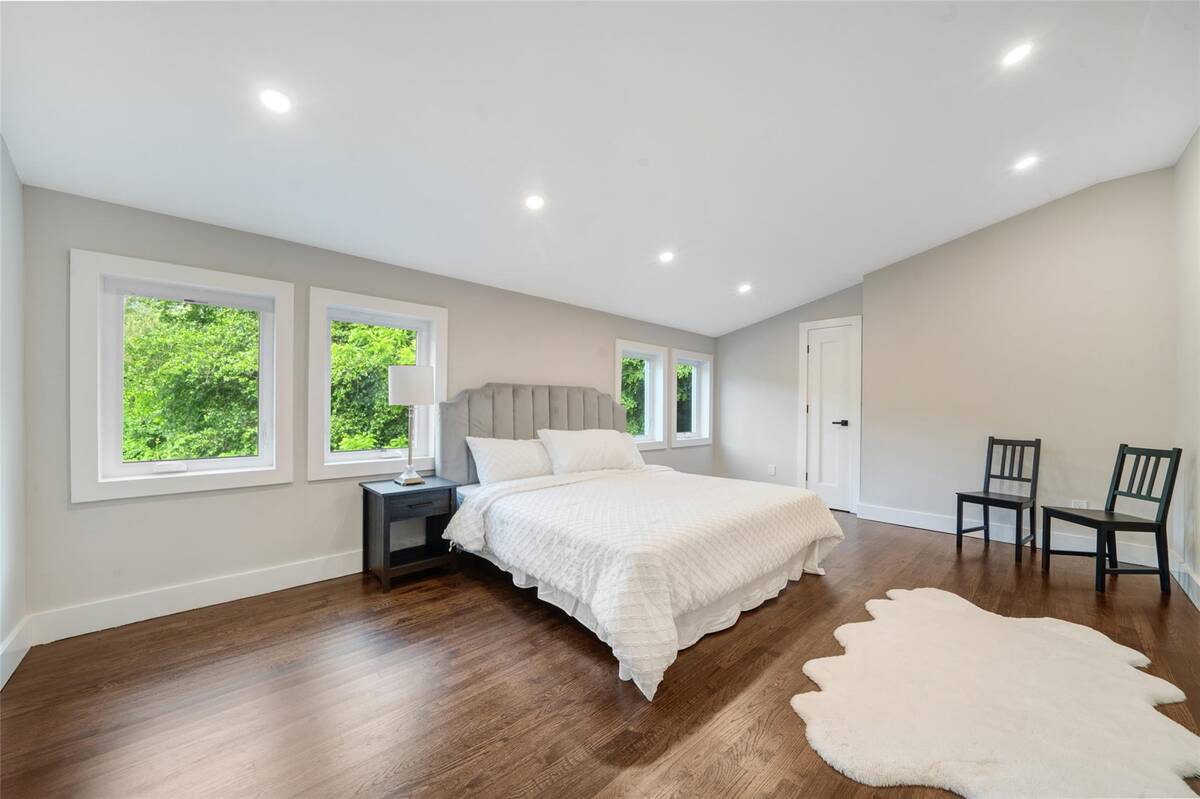 #20 photo, 390 E Main Street, Centerport , NY 11721