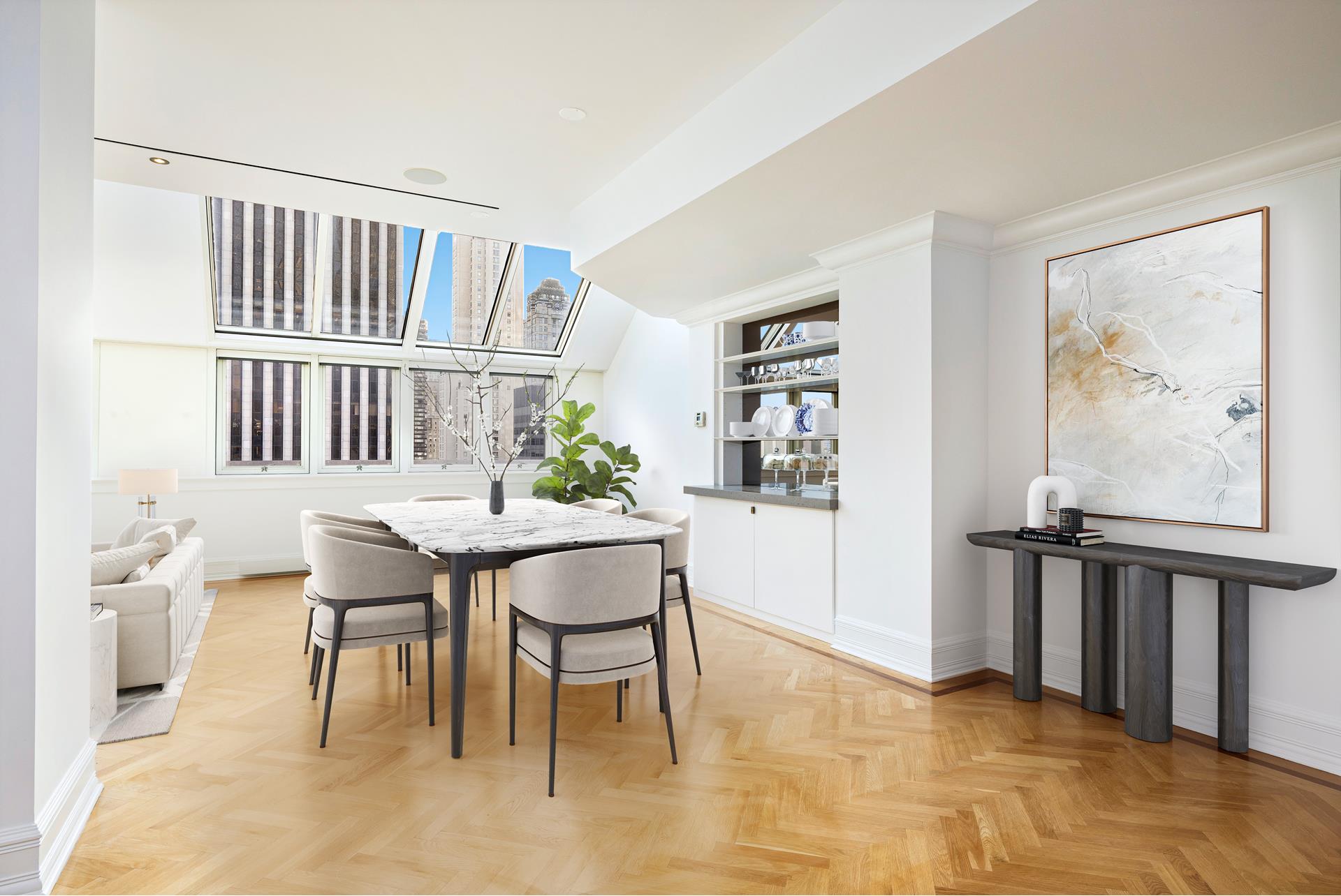 #4 photo, 1 CENTRAL Park S, マンハッタン Central Park South , NY 10019