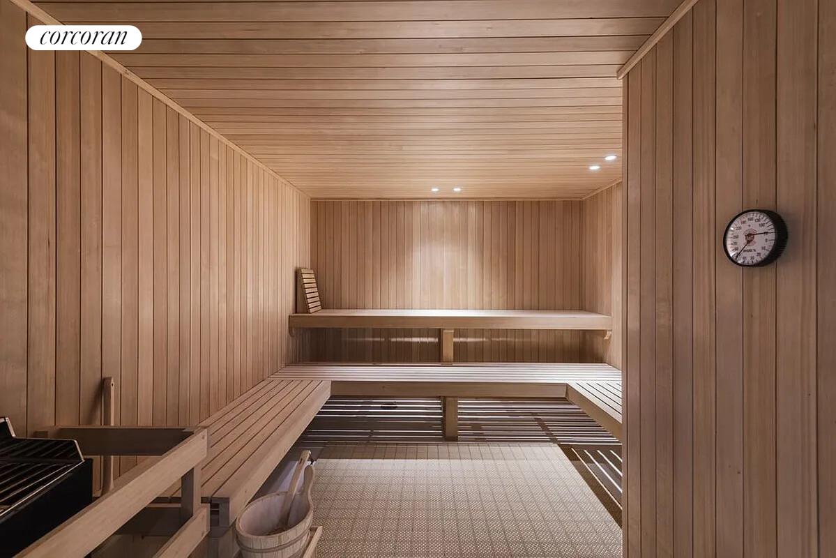 #13 photo, 101 WALL Street, マンハッタン Financial District , NY 10005