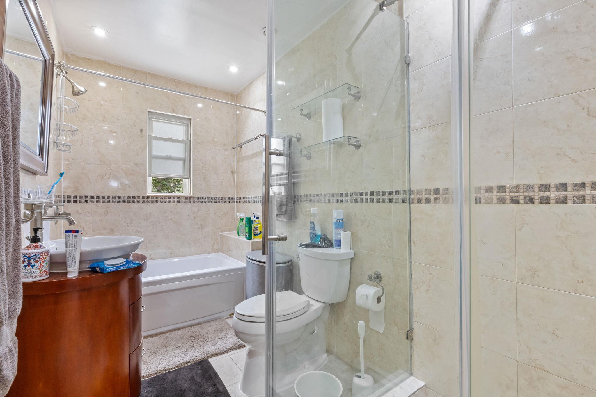 #12 photo, 2129 Muliner Avenue, 布朗士 Bronx , NY 10462