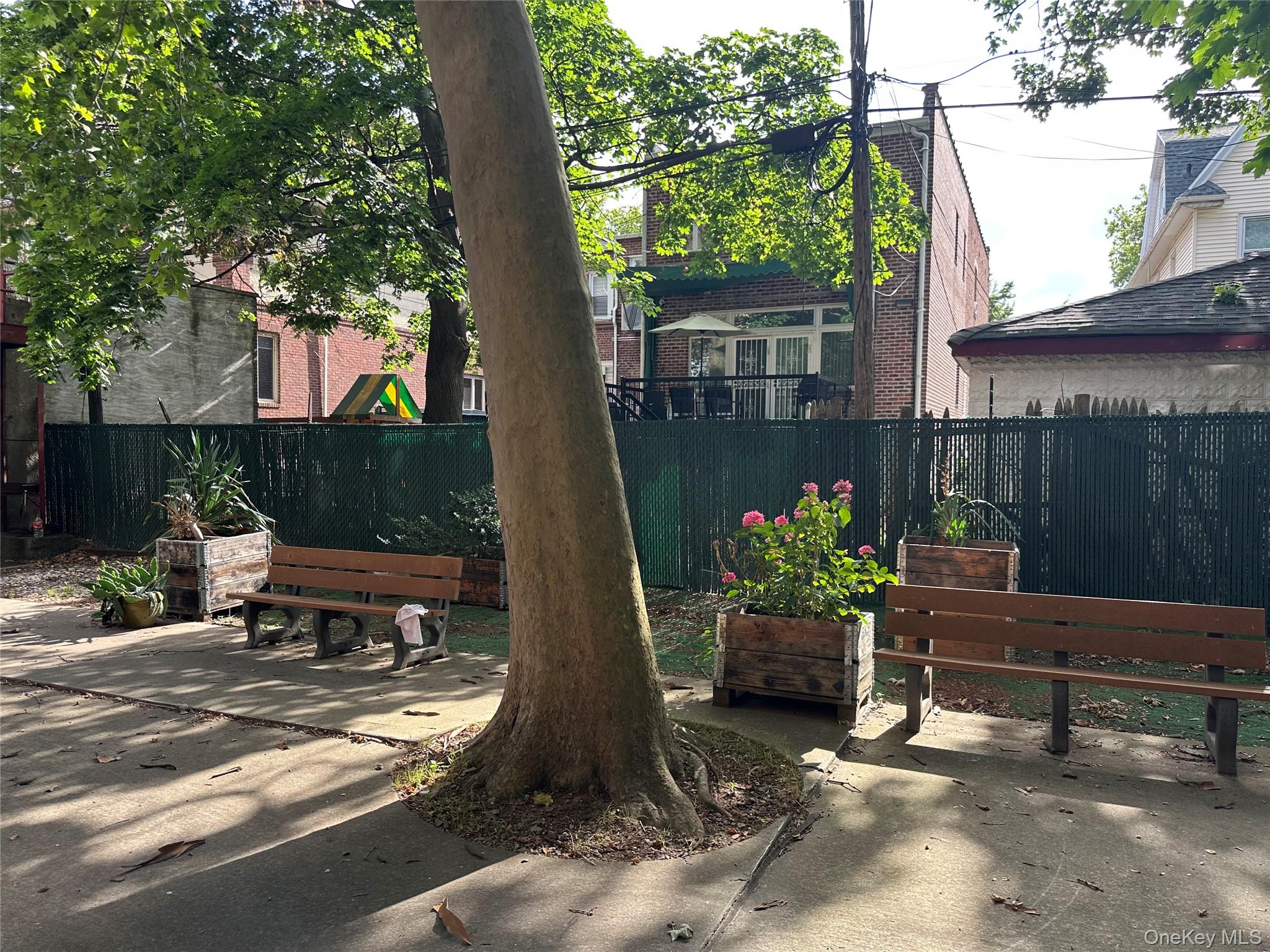 #14 photo, 1530 E 8th Street, ブルックリン区 Brooklyn , NY 11230