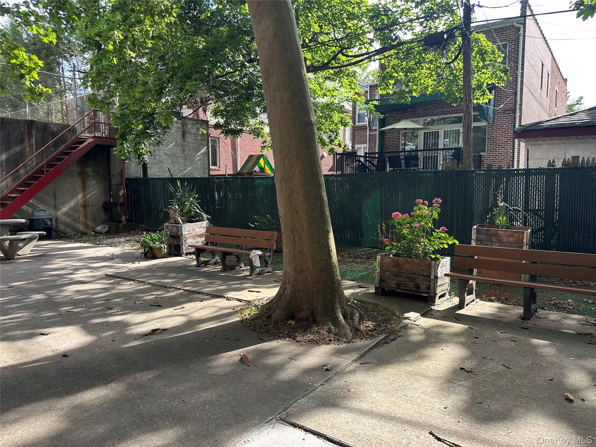 #15 photo, 1530 E 8th Street, ブルックリン区 Brooklyn , NY 11230