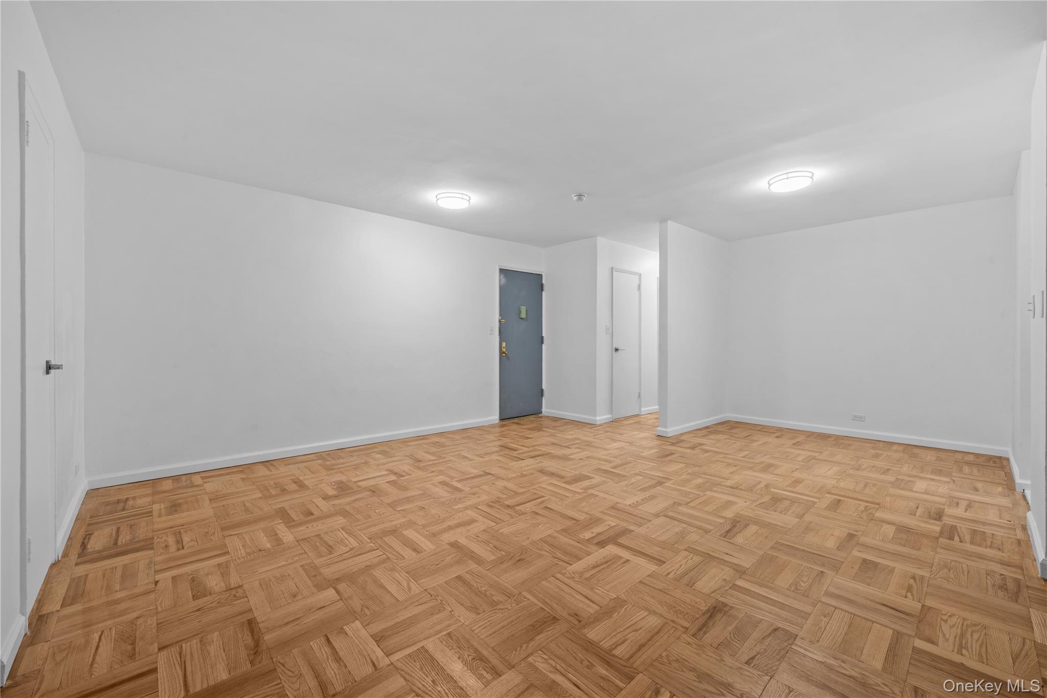 #5 photo, 3720 Independence Avenue, ブロンクス区 Bronx , NY 10463