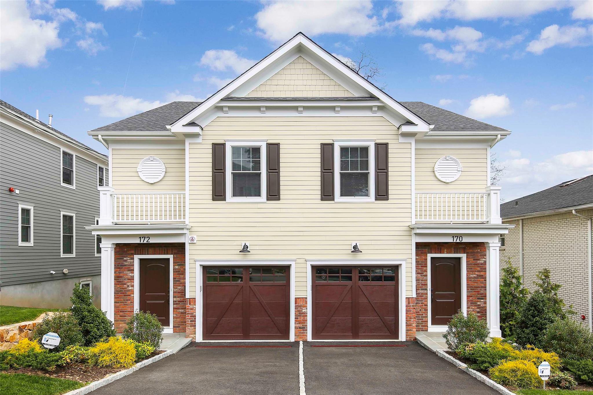 #1 photo, 170-172 Woodside Avenue, 紐約州 West Harrison , NY 10604