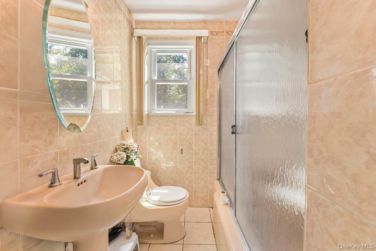 #9 photo, 60 Gramercy Avenue, 뉴욕주 Yonkers , NY 10701