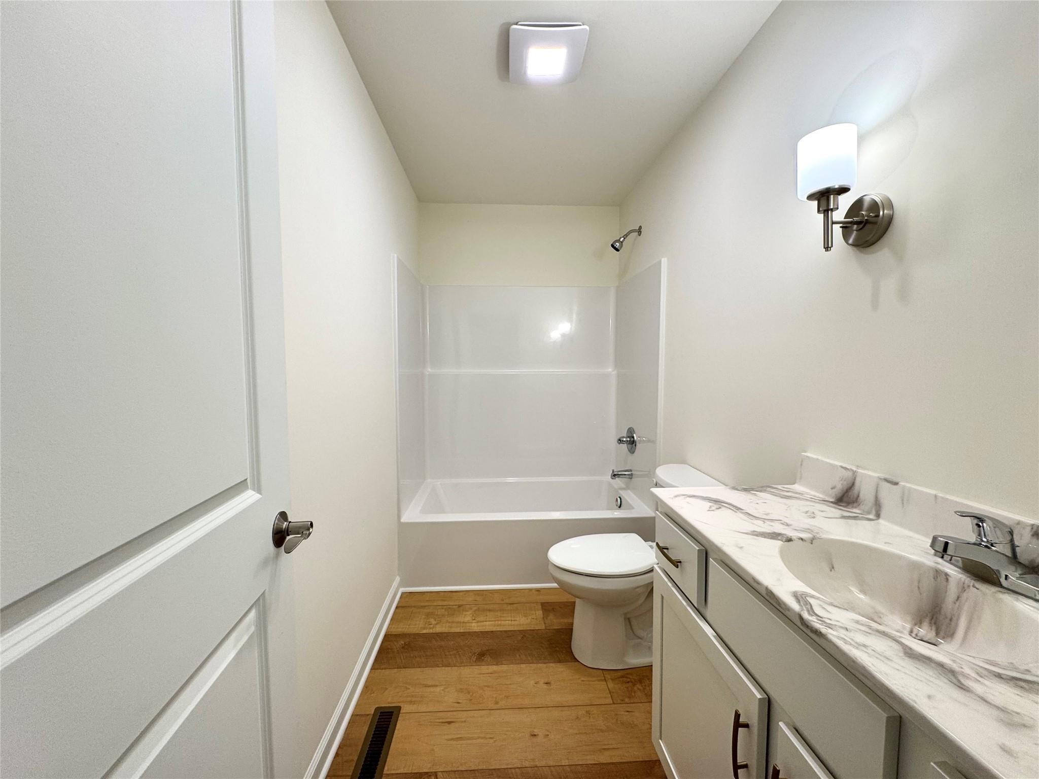 #19 photo, 32 Marina Drive, Catskill , NY 12414