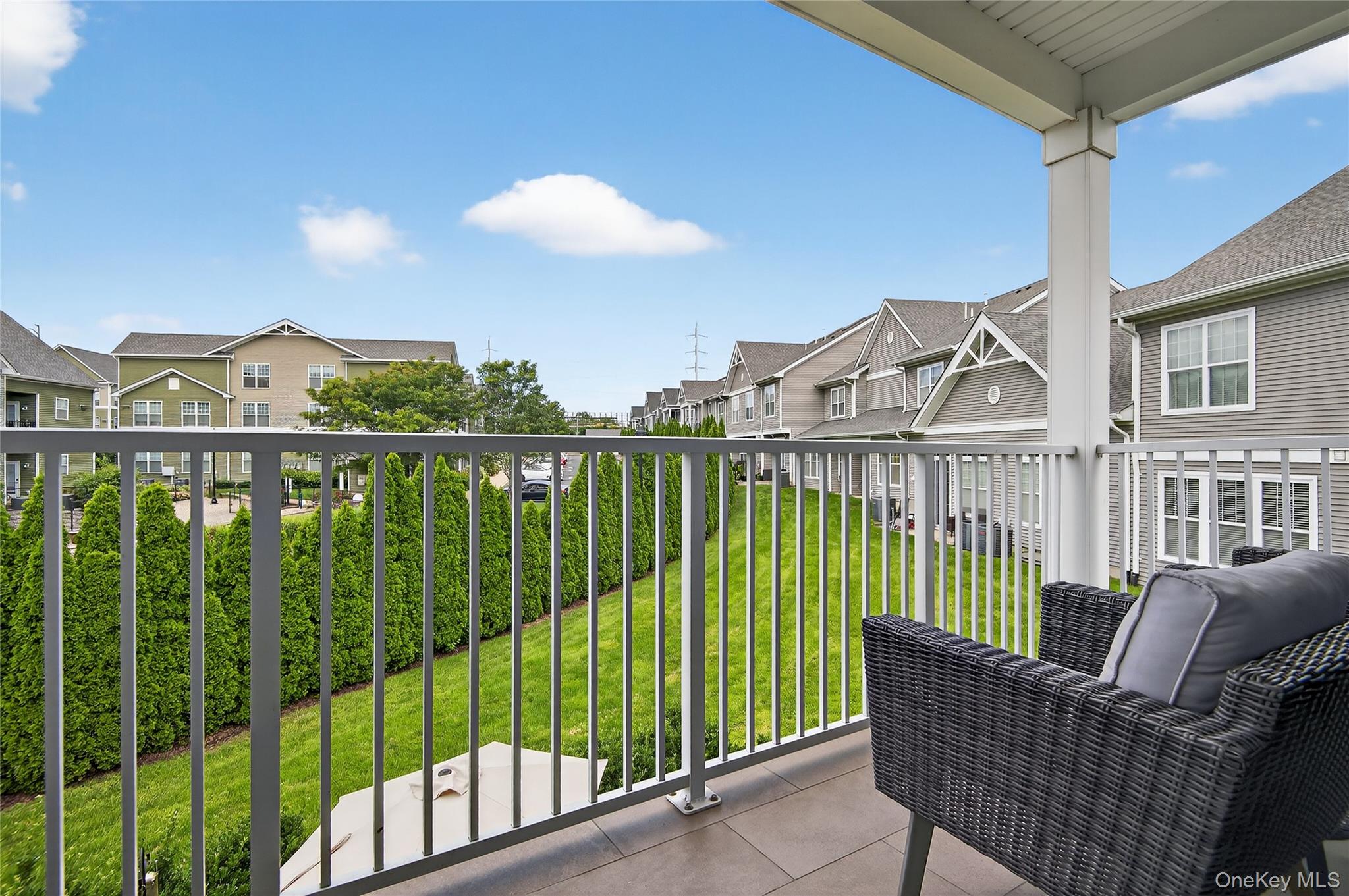 #11 photo, 2202 Townhome Way, サフォーク郡 Huntington Station , NY 11746