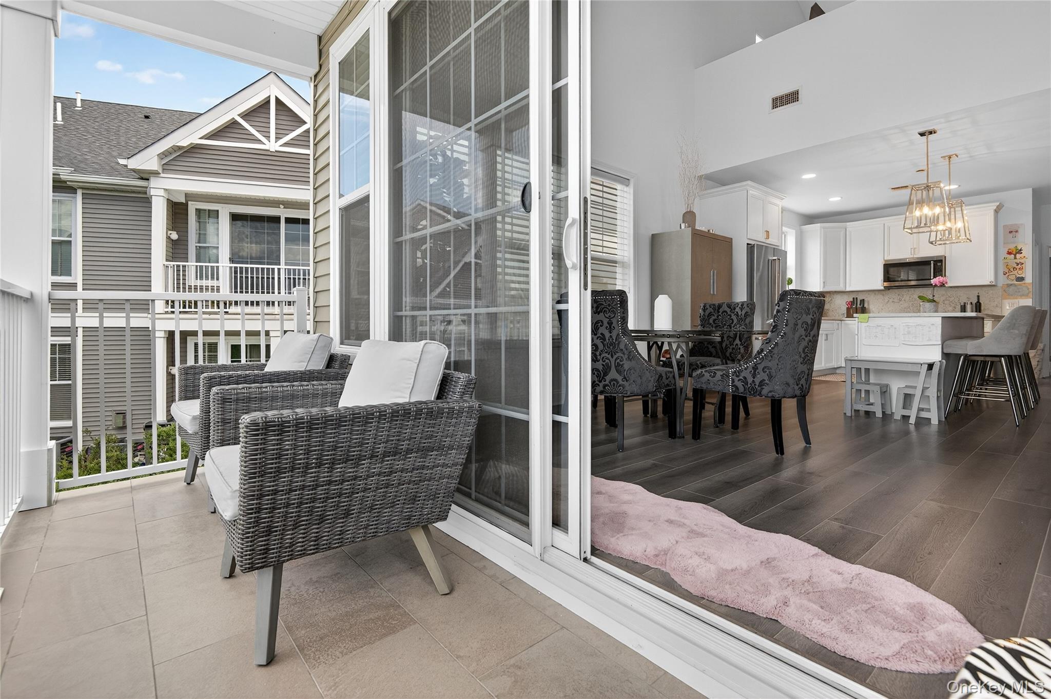 #12 photo, 2202 Townhome Way, サフォーク郡 Huntington Station , NY 11746