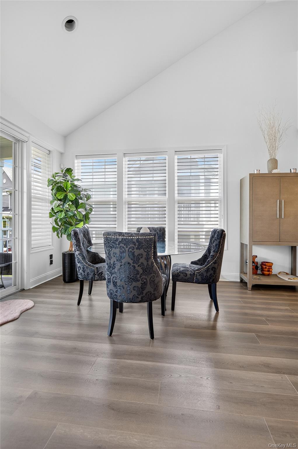 #13 photo, 2202 Townhome Way, サフォーク郡 Huntington Station , NY 11746