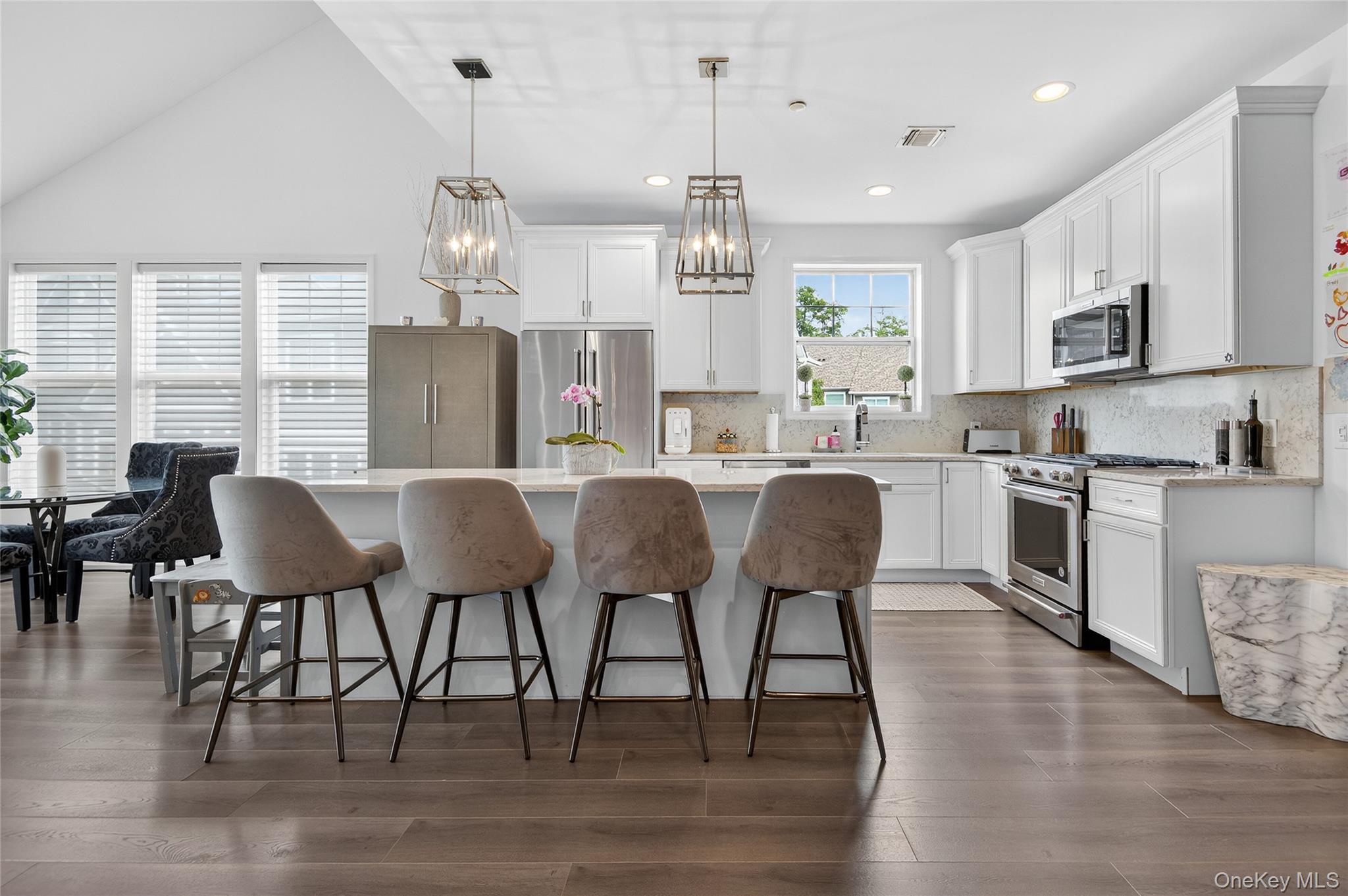 #15 photo, 2202 Townhome Way, サフォーク郡 Huntington Station , NY 11746