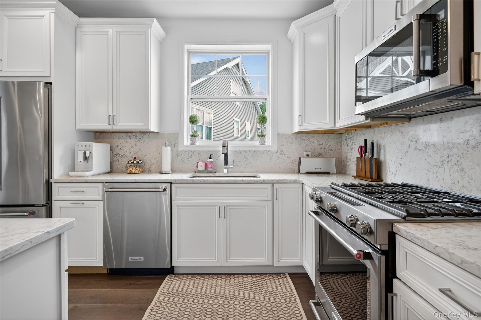 #19 photo, 2202 Townhome Way, サフォーク郡 Huntington Station , NY 11746