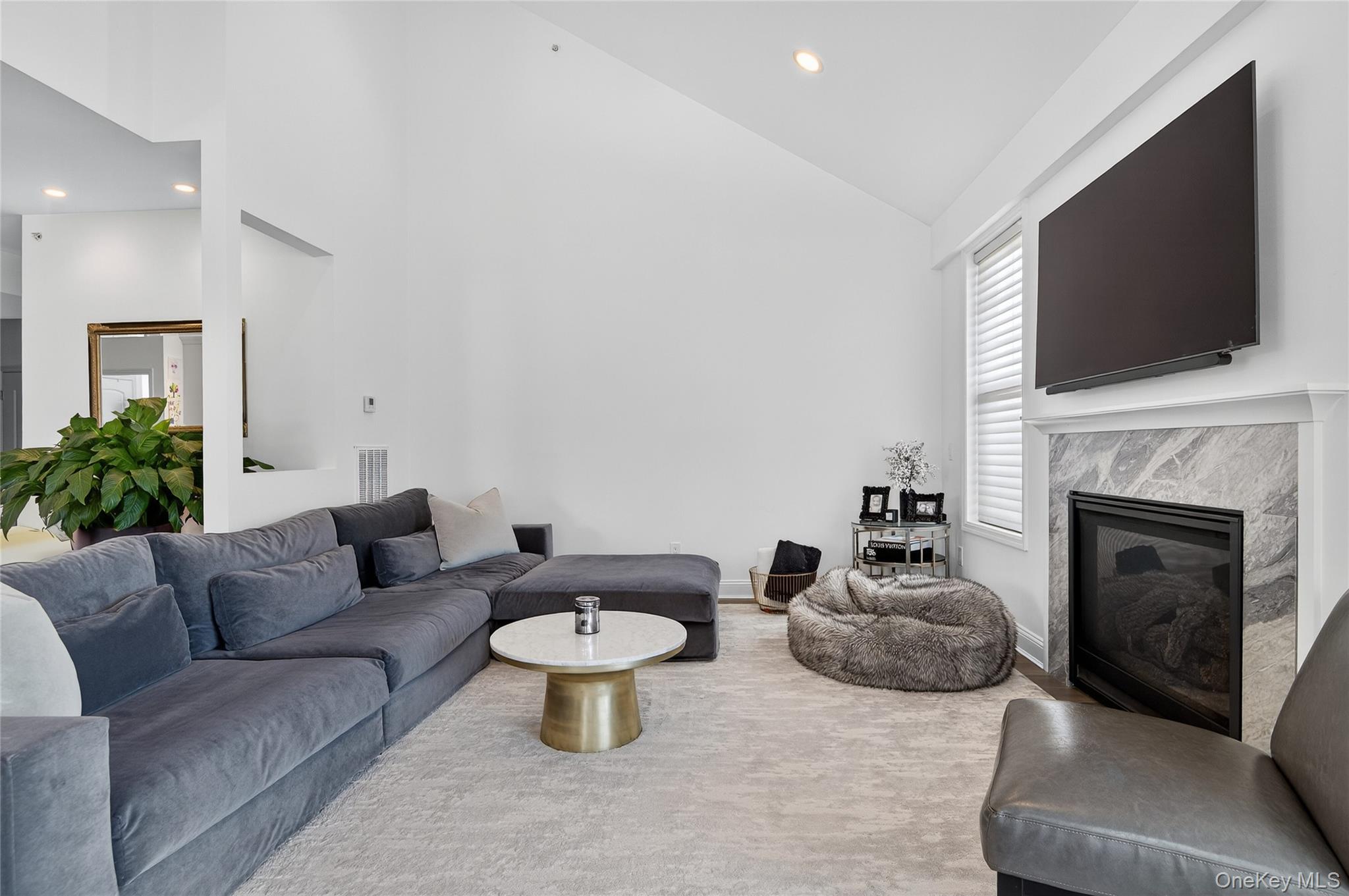 #7 photo, 2202 Townhome Way, サフォーク郡 Huntington Station , NY 11746