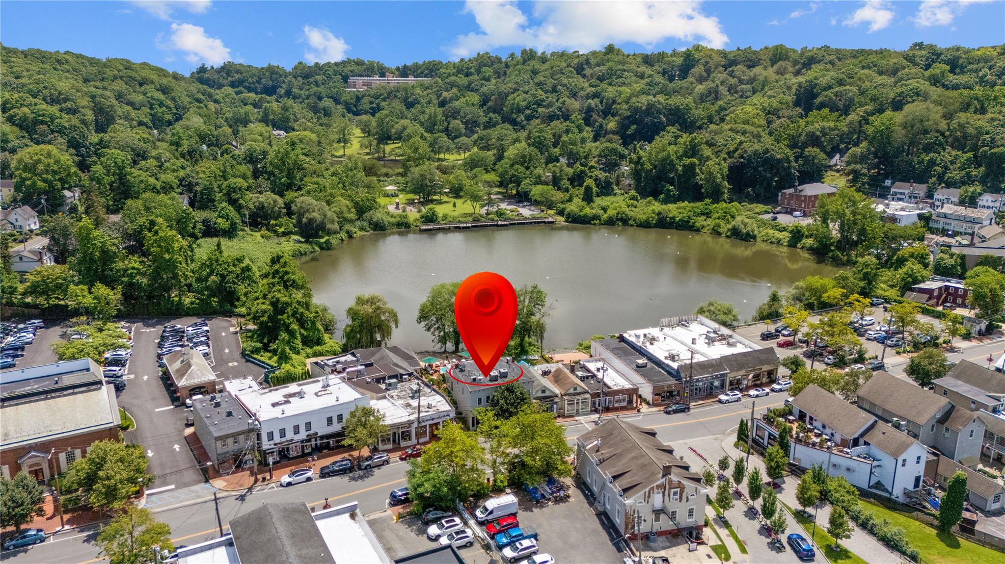 #1 photo, 1380 Old Northern Boulevard, ナッソー郡 Roslyn , NY 11576