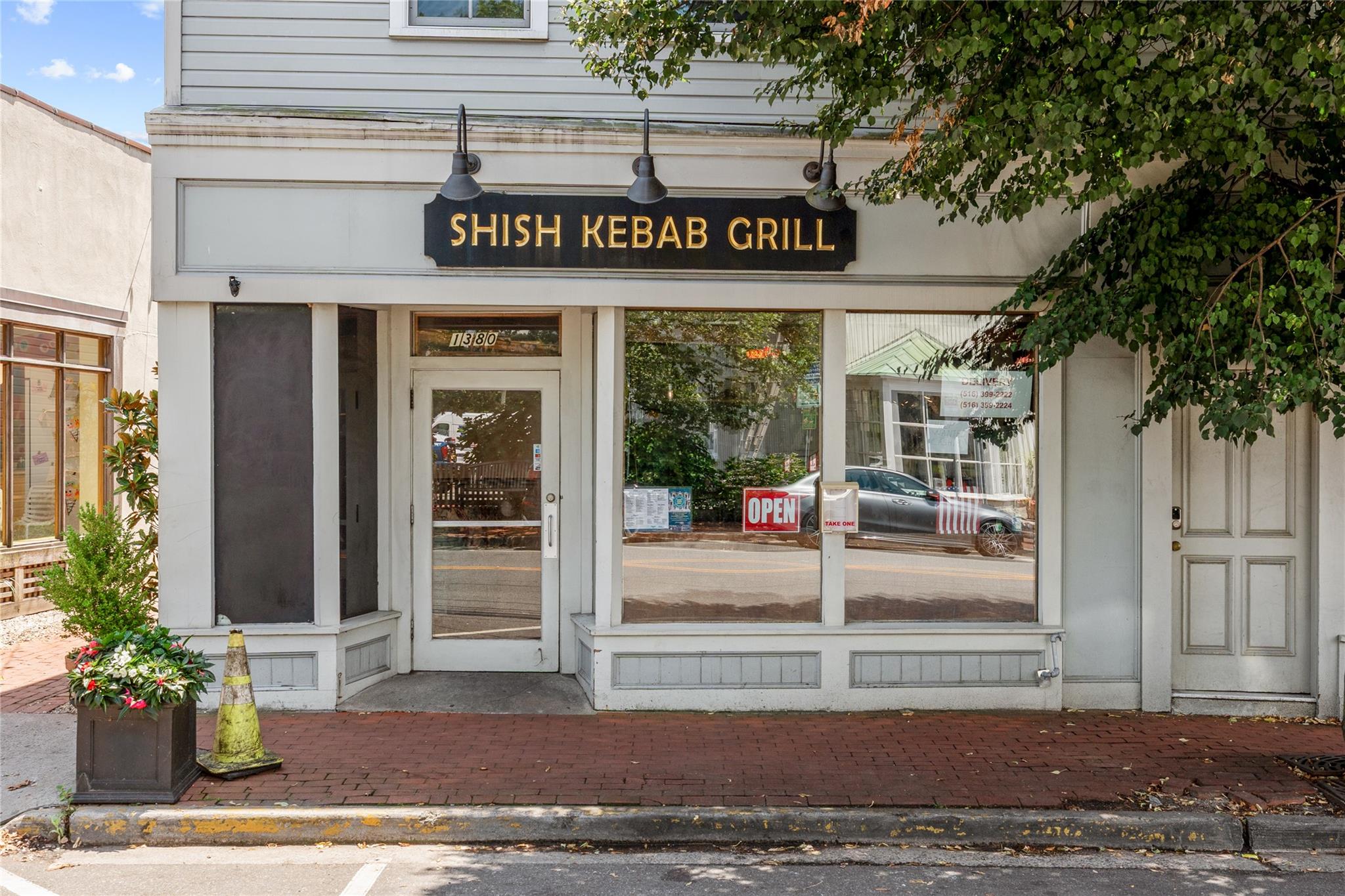 #2 photo, 1380 Old Northern Boulevard, ナッソー郡 Roslyn , NY 11576