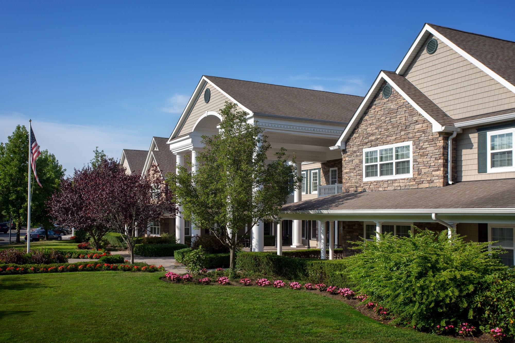 #1 photo, 132 Adams Way, سوفولك Sayville , NY 11782