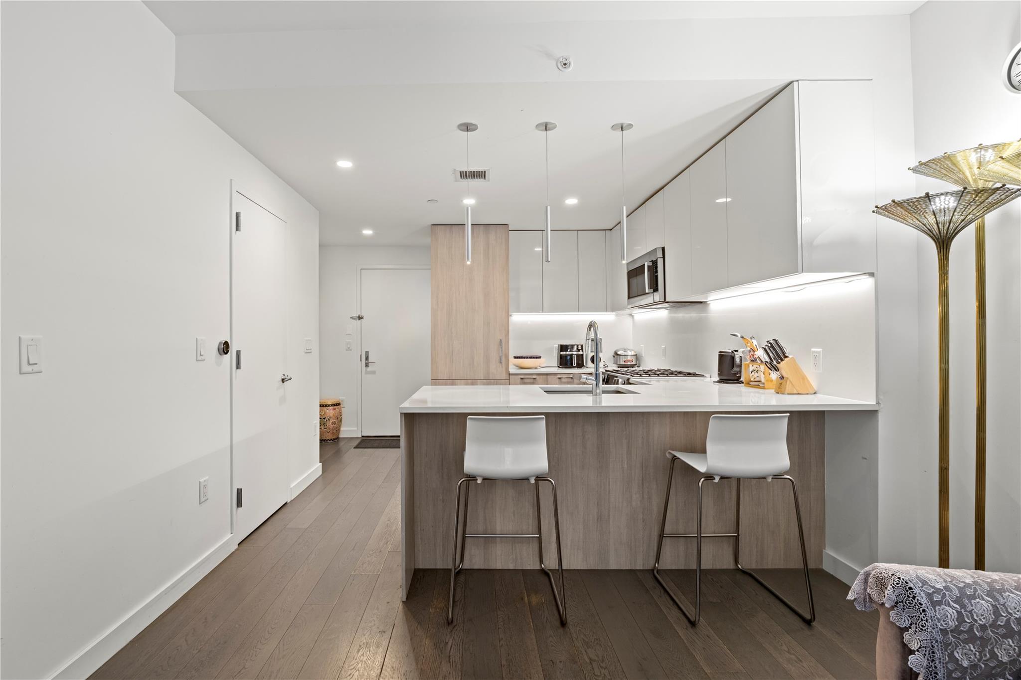 #14 photo, 131-05 40 Road, クイーンズ区 Flushing , NY 11354