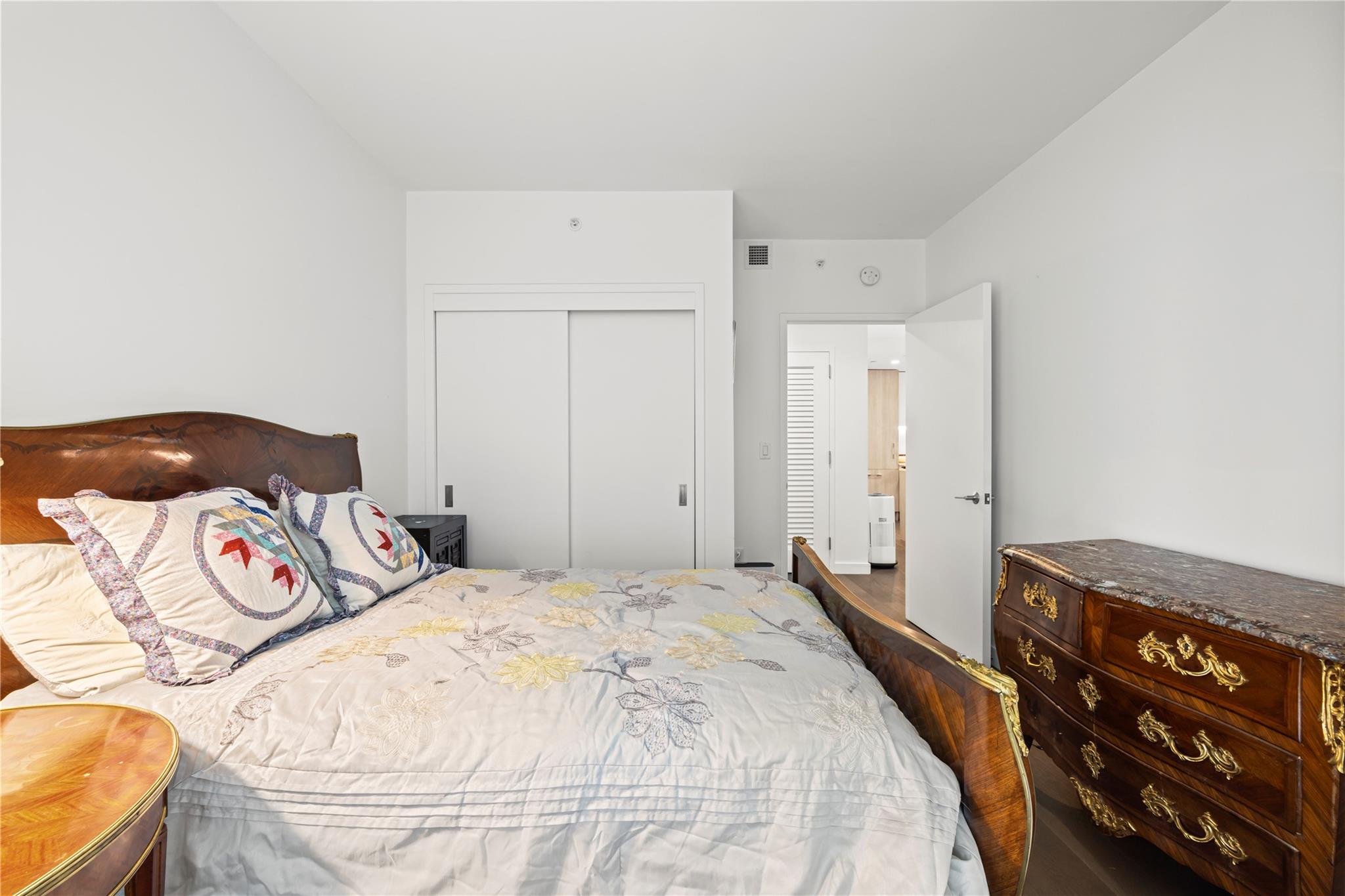 #17 photo, 131-05 40 Road, クイーンズ区 Flushing , NY 11354