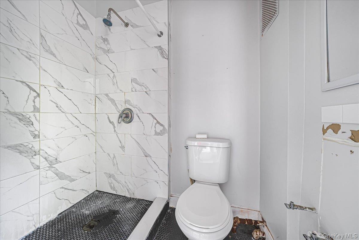 #5 photo, 339 E 140th Street, ブロンクス区 Bronx , NY 10454