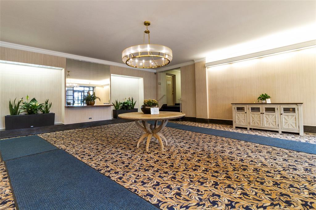 #3 photo, 98-120 Queens Boulevard, クイーンズ区 Rego Park , NY 11374