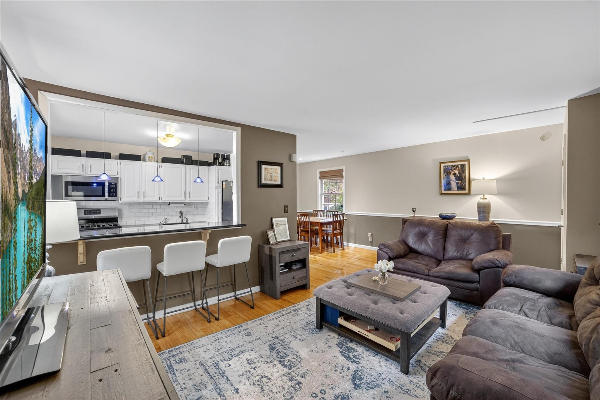 #1 photo, 33 Fieldstone Drive, Hartsdale , NY 10530