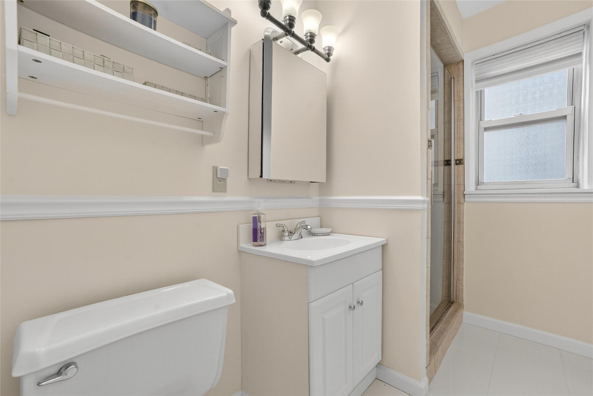 #10 photo, 33 Fieldstone Drive, Hartsdale , NY 10530